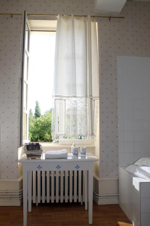 Chambres D'Hotes La Distillerie B&B Saint-Germain-du-Bois 部屋 写真